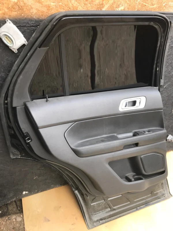 Дверь Ford Explorer U502 DS344AA 2013 - миниатюра 8