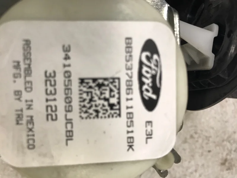 Ремень безопасности Ford Explorer U502 DS344AA - миниатюра 2