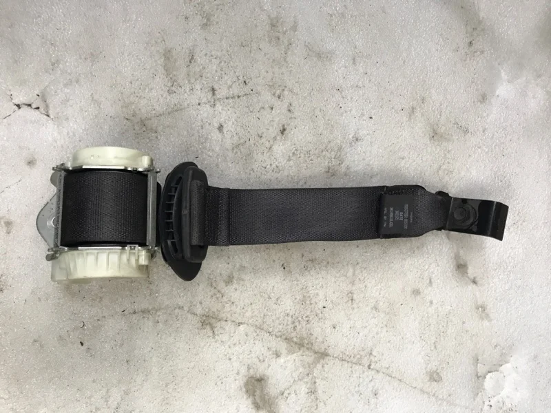Ремень безопасности Ford Explorer U502 DS344AA - миниатюра 3