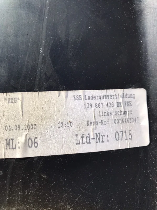 Обшивка багажника Volkswagen GOLF IV Variant 1J5 - миниатюра 5