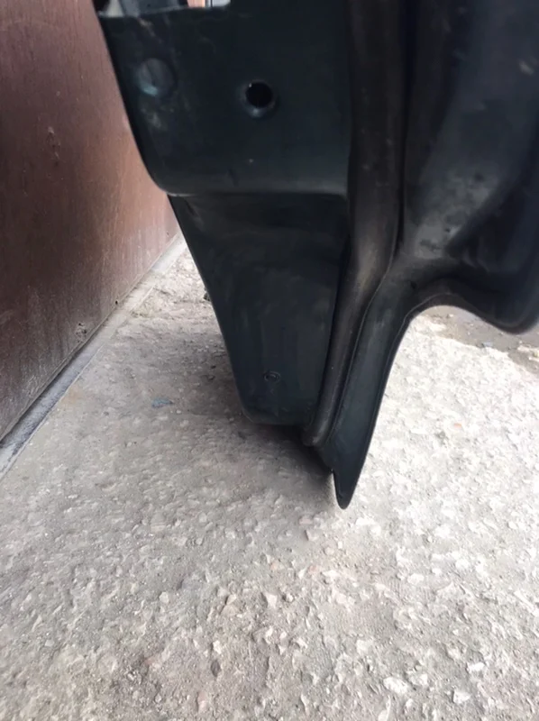 Дверь Mitsubishi Lancer 6 1.3 1999 - миниатюра 6