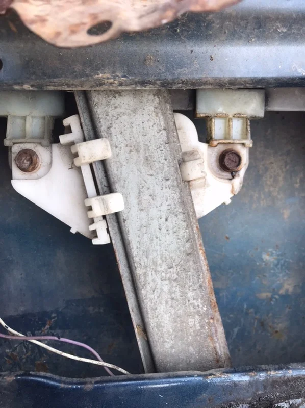 Дверь Hyundai Elantra 1999 - миниатюра 6