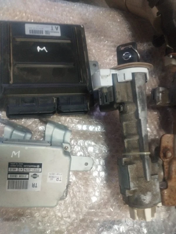 Блок эбу MEC63770 B15609 AT nissan Murano Z50 - миниатюра 7