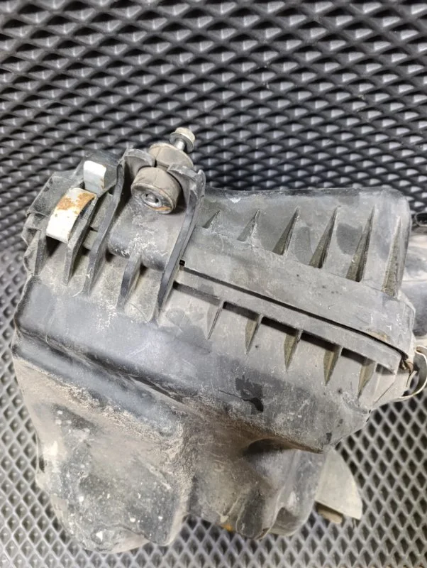 Корпус воздушного фильтра Honda Accord CU K24Z3 - миниатюра 2