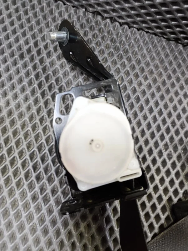 Ремень безопасности задний правый Honda Accord CU - миниатюра 6
