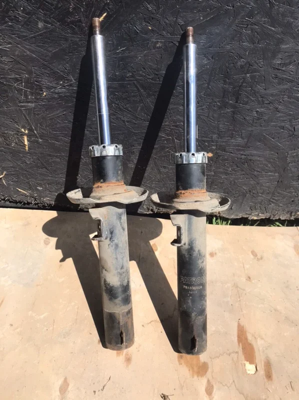 Амортизатор Skoda Octavia A5 1.9 - изображение 1