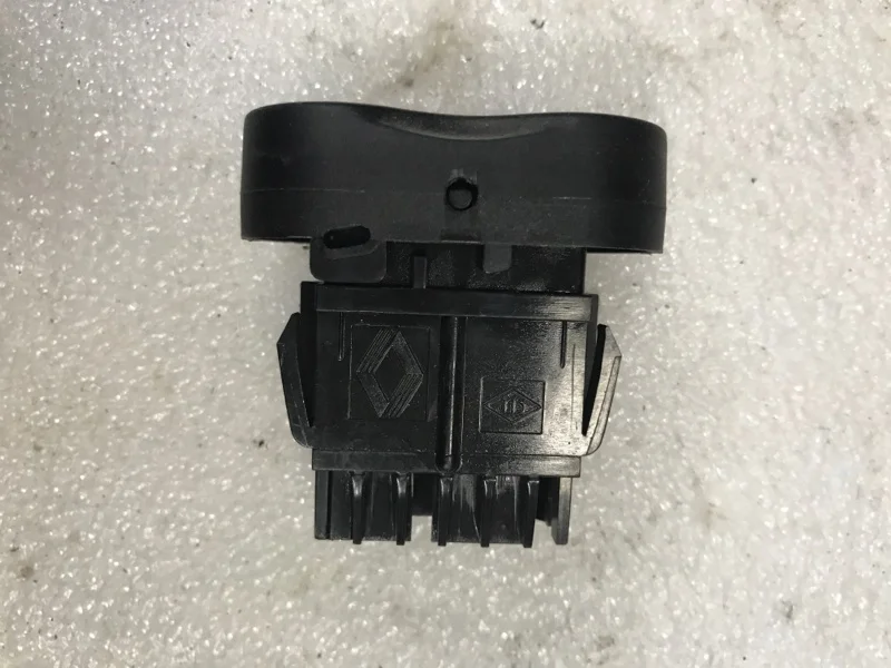 Кнопка обогрева стекла Nissan Almera G15 1.6 2015 - миниатюра 2