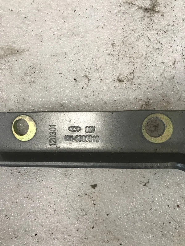 Петля багажника Chery M11 1.6 2013 - миниатюра 2