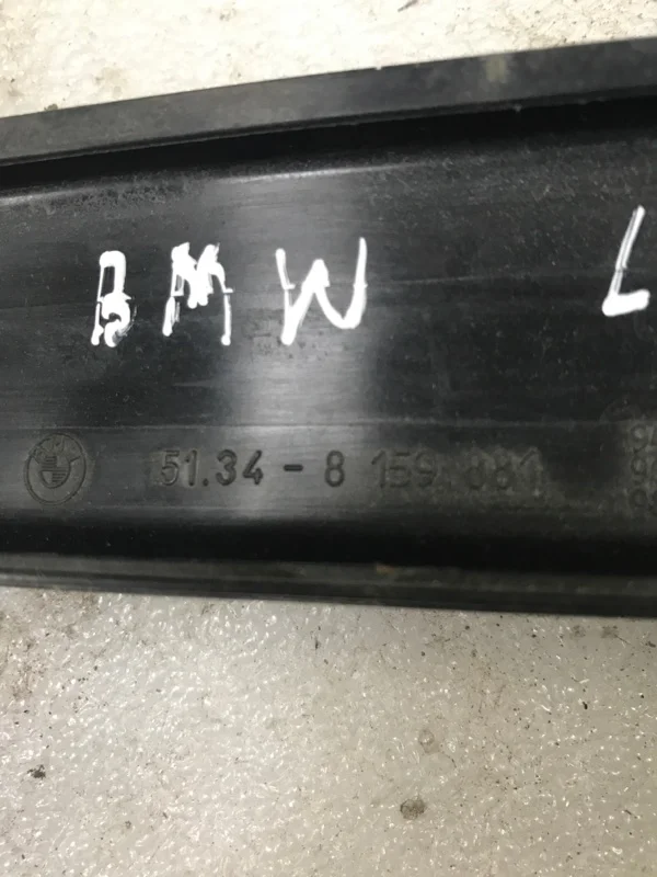 НАКЛАДКА ДВЕРИ BMW e39 СЕДАН 2.5 1999 - миниатюра 3