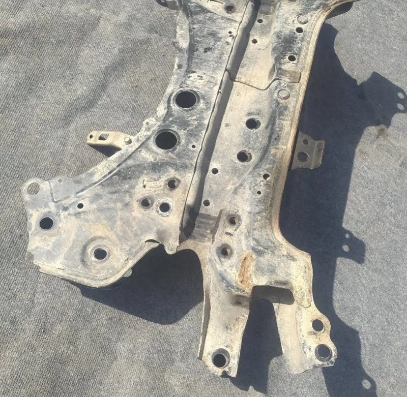 Балка подвески передняя Toyota auris E150 1ZNFE - миниатюра 5