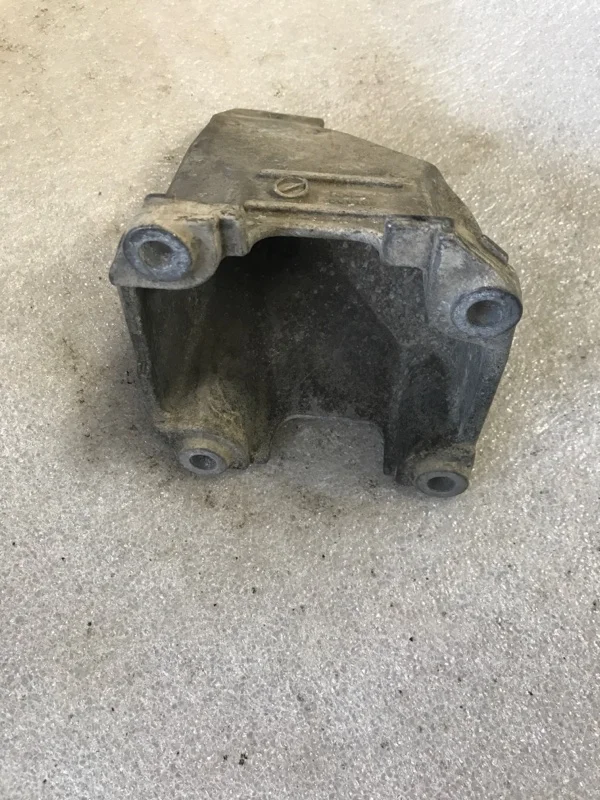 Кронштейн Suzuki Grand Vitara JT - миниатюра 2