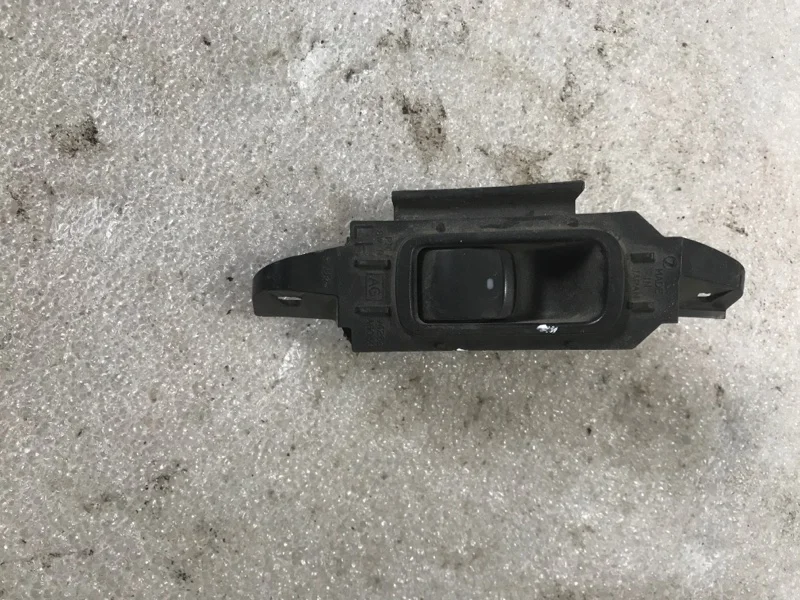 Кнопка стеклоподъемника Subaru Legacy В13 2006 - изображение 1