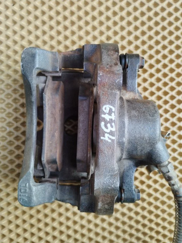 Суппорт Chery Fora A21 СЕДАН 1.6 - изображение 1