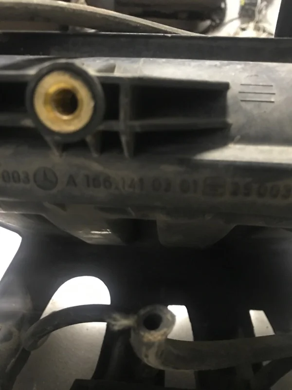 Коллектор впускной Mercedes-Benz A160 W168 166.960 - миниатюра 2