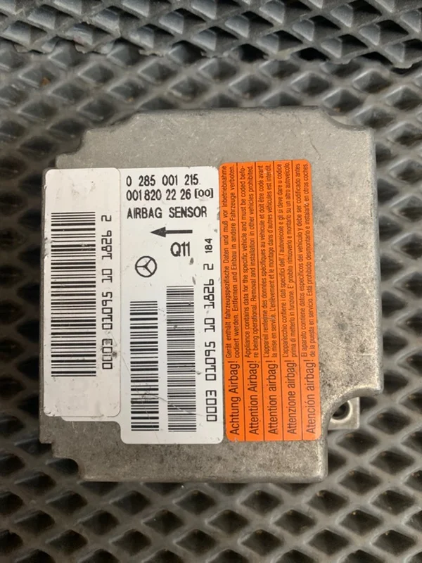 Блок аирбага Mercedes-Benz A160 W168 166.960 2001 - миниатюра 2