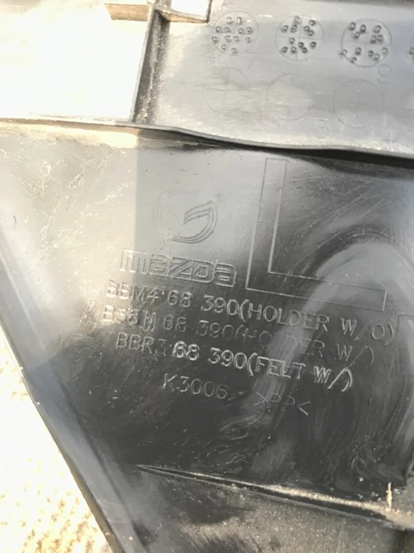 Накладка на порог Mazda 3(bl) СЕДАН 1.6 2011 - миниатюра 2