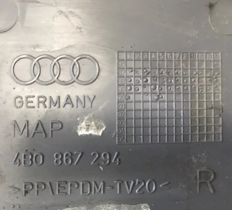Пластик салона Audi A6 C5 2.5TDI 1999 - миниатюра 3