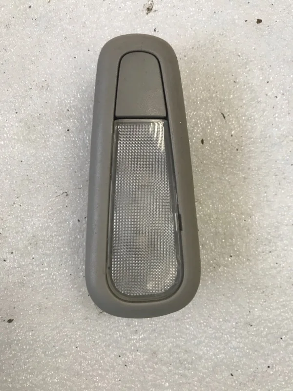 Плафон освещения Chery M11 - изображение 1