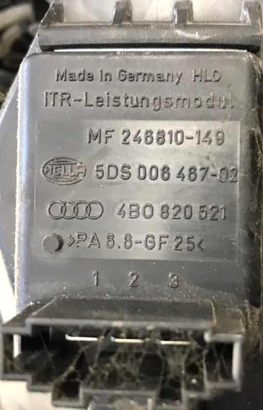 Корпус печки с вентилятором Audi A6 C5 2.5TDI 1999 - миниатюра 9