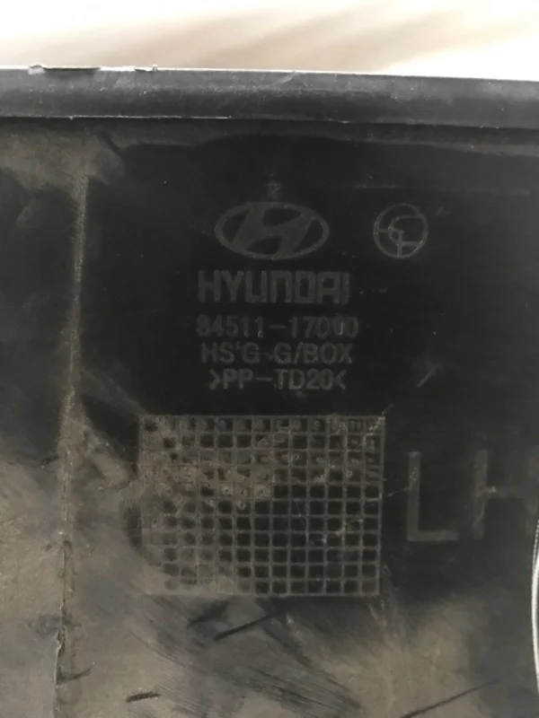 Крышка бардачка Hyundai Matrix - миниатюра 3