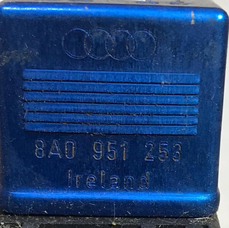 Реле Audi A6 1999 - изображение 1