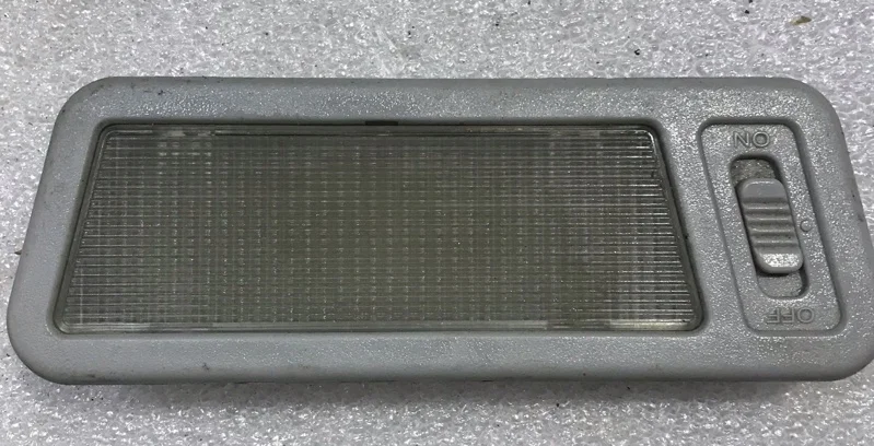 Плафон освещения Daewoo Nexia 100 1.5 2006 - изображение 1