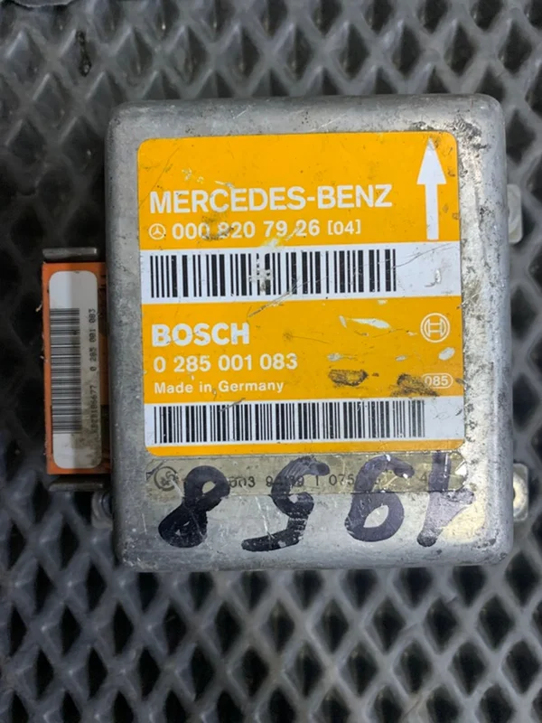 Блок аирбага Mercedes-Benz w202 2.2 1995 - изображение 1