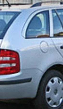 Стекло правое Skoda Fabia 2005 - миниатюра 2