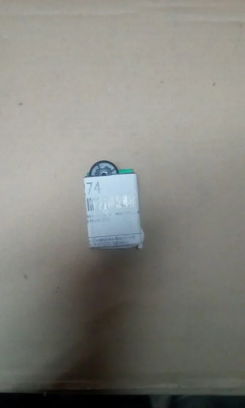 Кнопка освещения панели приборов chery Amulet A15 - изображение 1