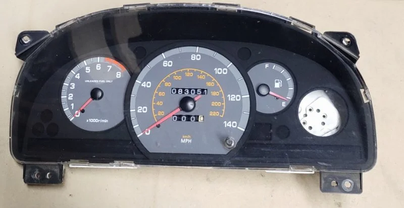 Щиток приборов Daewoo Nubira 1.8 2001 - изображение 1