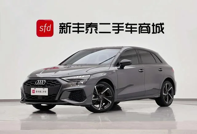 Audi A3 2022 - изображение 1