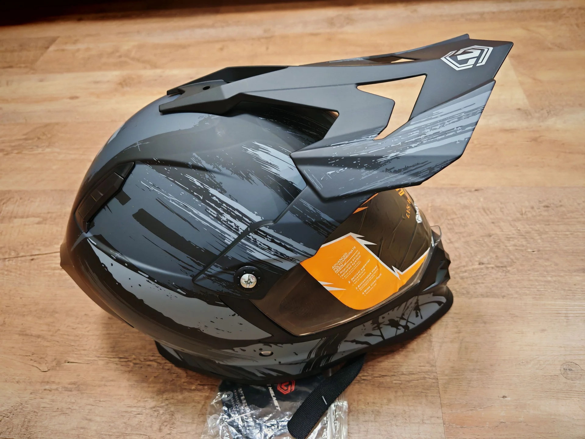 Мотошлем lvs helmet - миниатюра 2