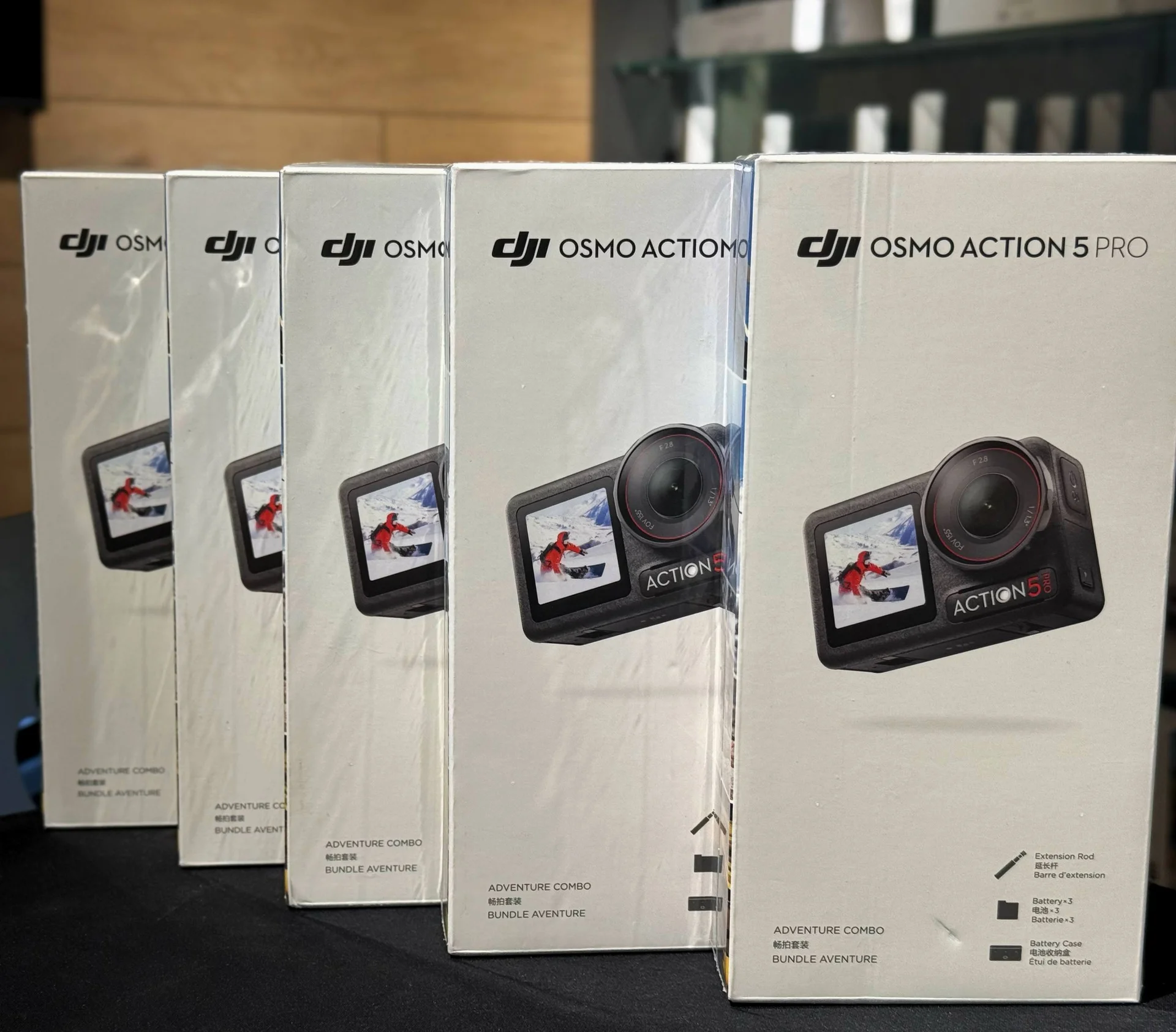 Экшн камера DJI Osmo Action 5 Pro Adventure Combo - изображение 1