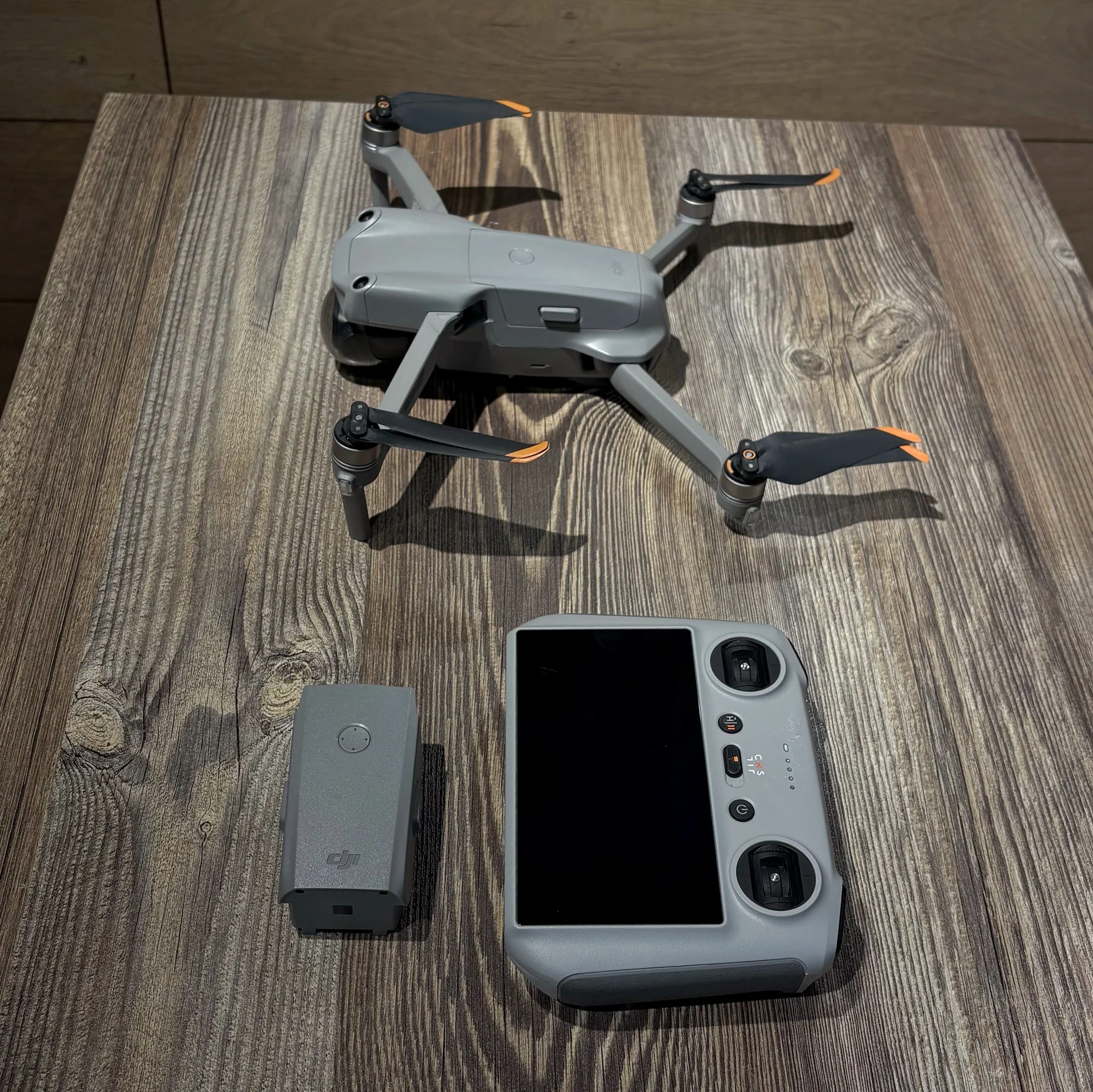 Квадракоптер DJI Air 2S (DJI RC) - миниатюра 4
