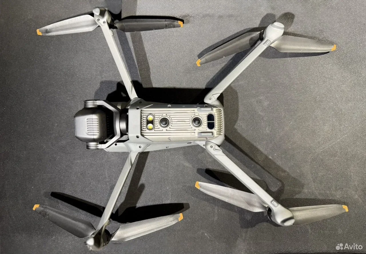🚁 DJI Mavic 3 Pro Fly More Combo (DJI RC) Б\У - изображение 1