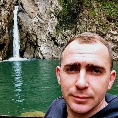 Гид / Экскурсии в Сочи и Абхазии