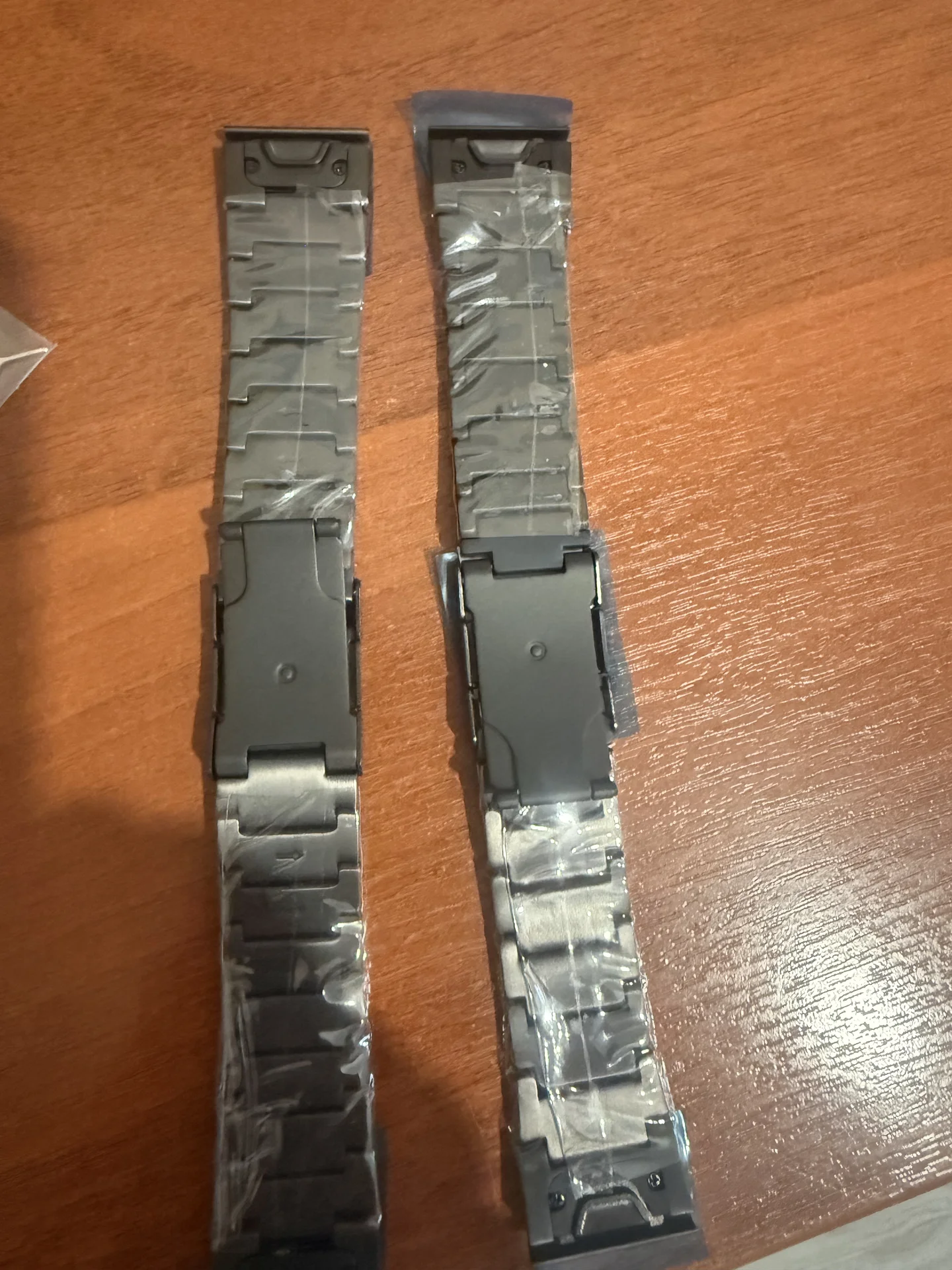 2 титановых ремешка Garmin 26 mm - миниатюра 2