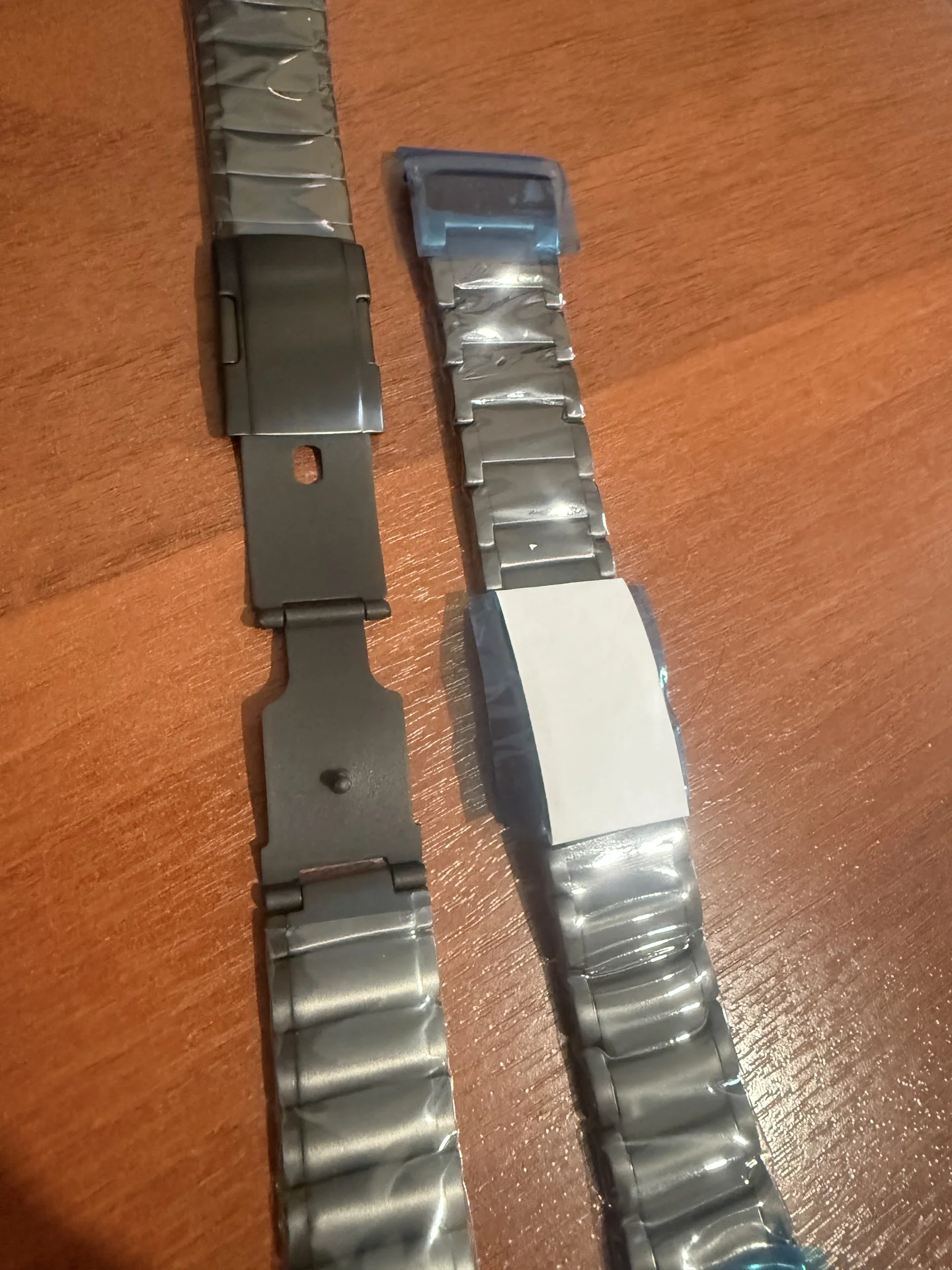 2 титановых ремешка Garmin 26 mm - миниатюра 4