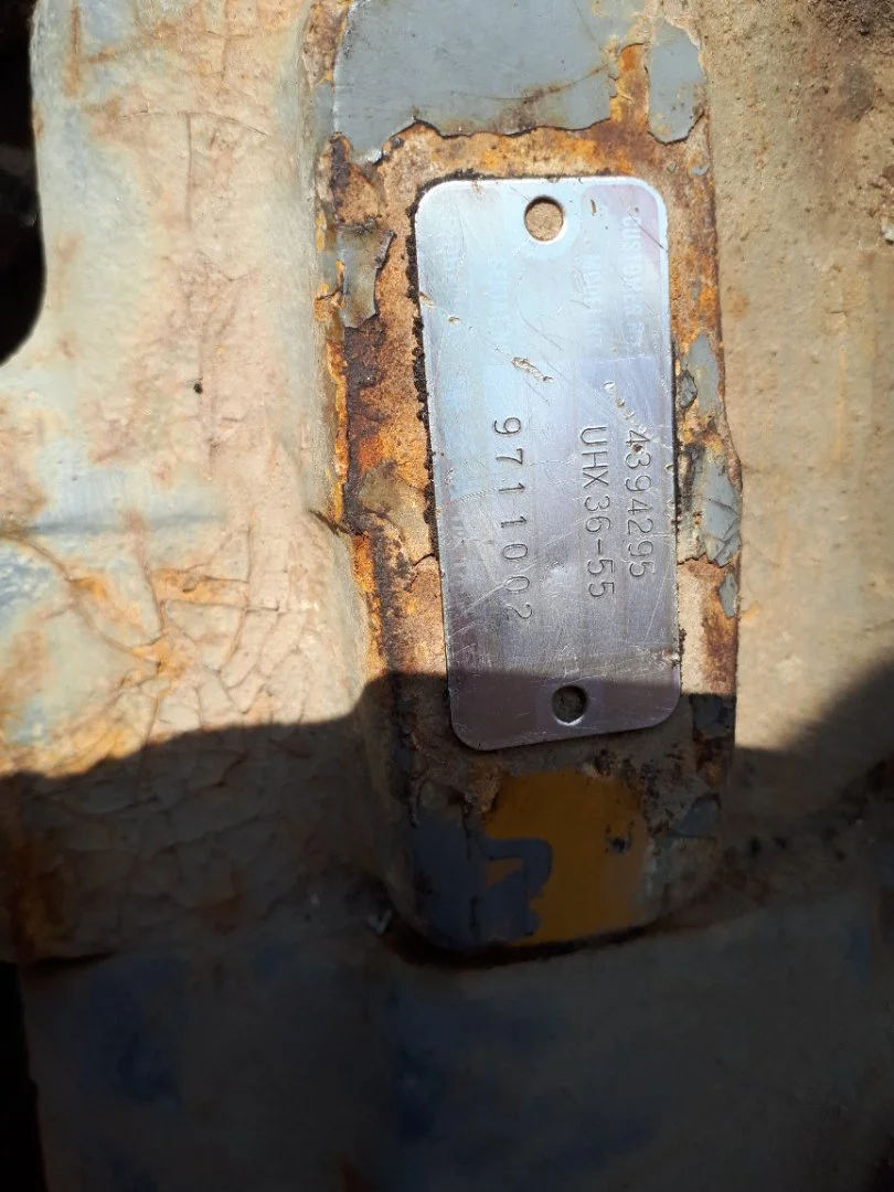 Гидрораспределитель главный Hitachi 4302065, 4382771 - миниатюра 3