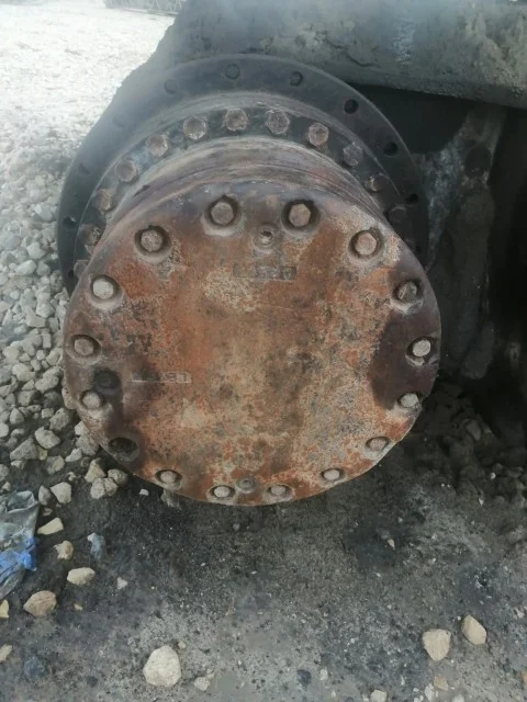 Гидромотор хода Hitachi 9213431, 9231673 - изображение 1