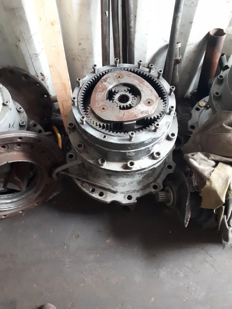 Редуктор поворота Hitachi 9316591, 9316612 - изображение 1