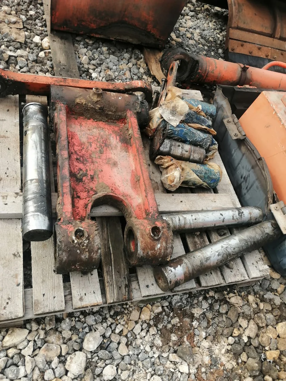 Гидромотор хода Hitachi 9234159, 9237803 - миниатюра 6