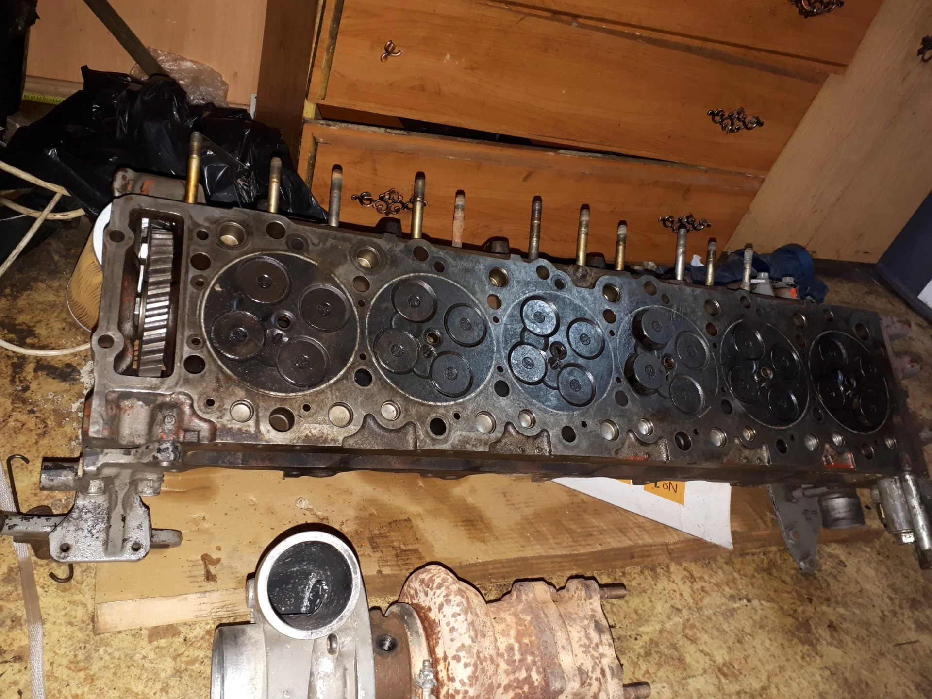 Головка блока цилиндров isuzu 8981805620, 8982438160 - изображение 1