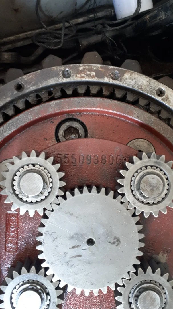 Редуктор хода JCB 330, 333/K1153, 334/C0480, 05/903844, 05/903845, 05/903843