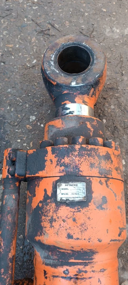 Гидроцилиндр ковша Hitachi YA00004897 - миниатюра 3