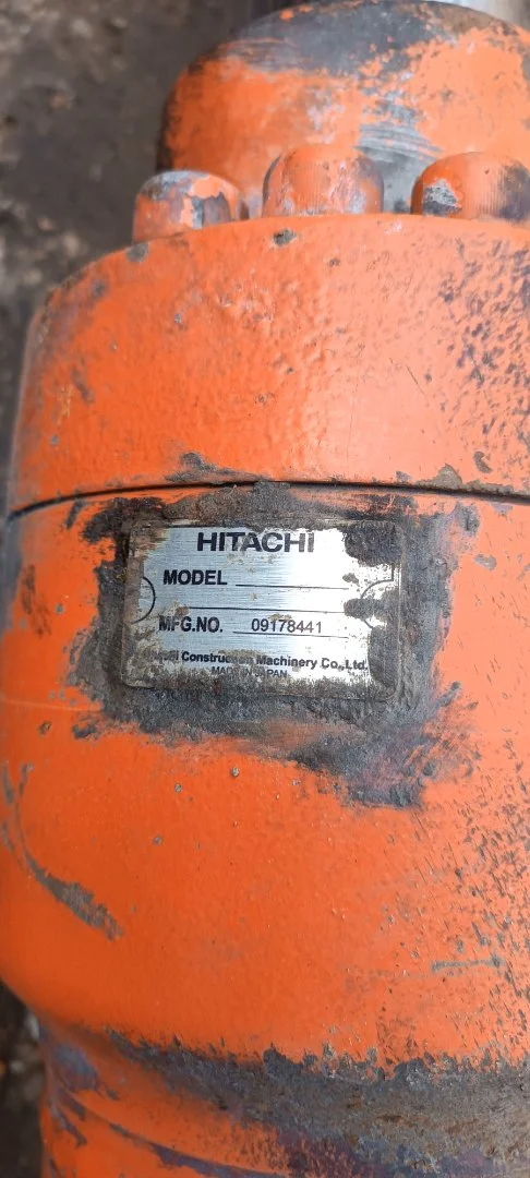 Гидроцилиндр ковша Hitachi 4391716 - миниатюра 4