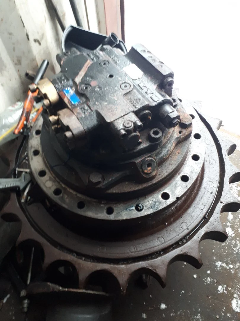 Редуктор хода Hitachi 9189960 - миниатюра 3