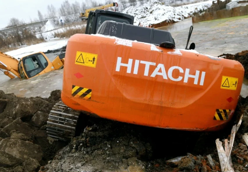 Топливный насос высокого давления JCB 17/916600 - миниатюра 3