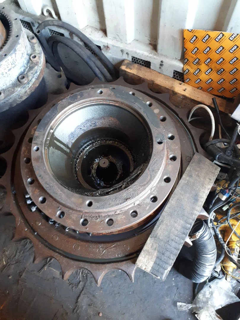 Редуктор хода Hitachi 9276643 - миниатюра 4