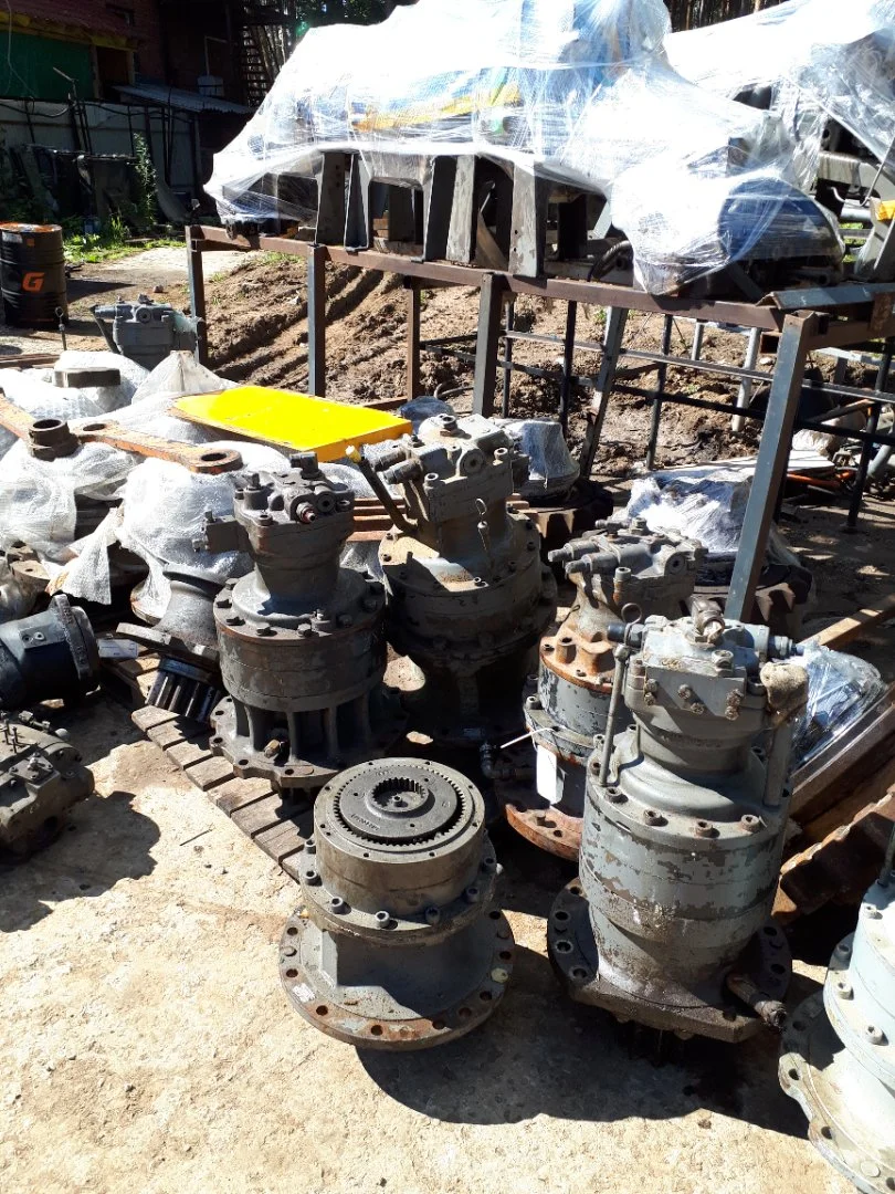 Редуктор поворота Hitachi 9236592 - миниатюра 2